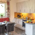 Apartment Haus *