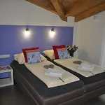 Apartment Haus