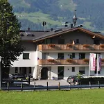 Haus Apartment