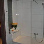 Apartment Haus *