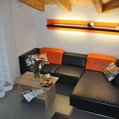 Haus *