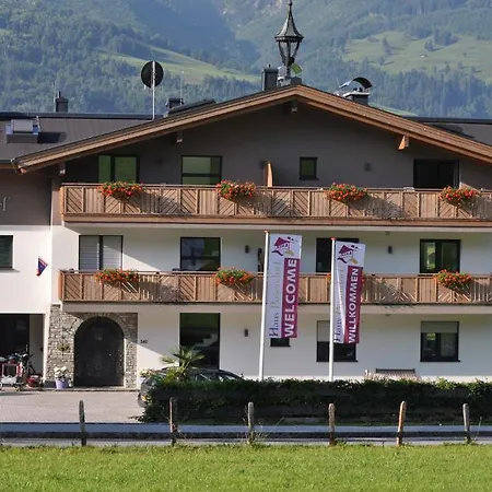 Haus Appartamento Piesendorf